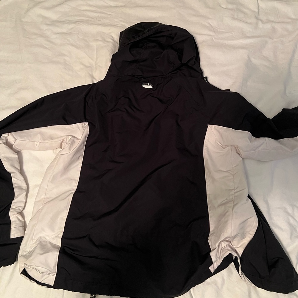 Under Armour Rain Jacket Medium - image 2